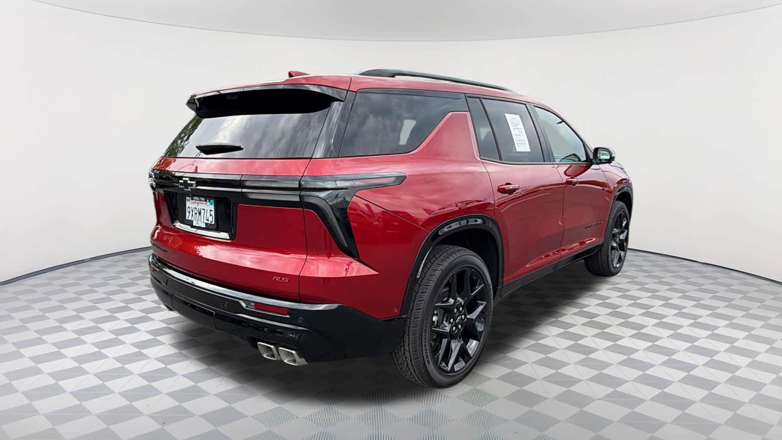 Used 2026 Chevrolet Traverse RS AWD/4WD image 5