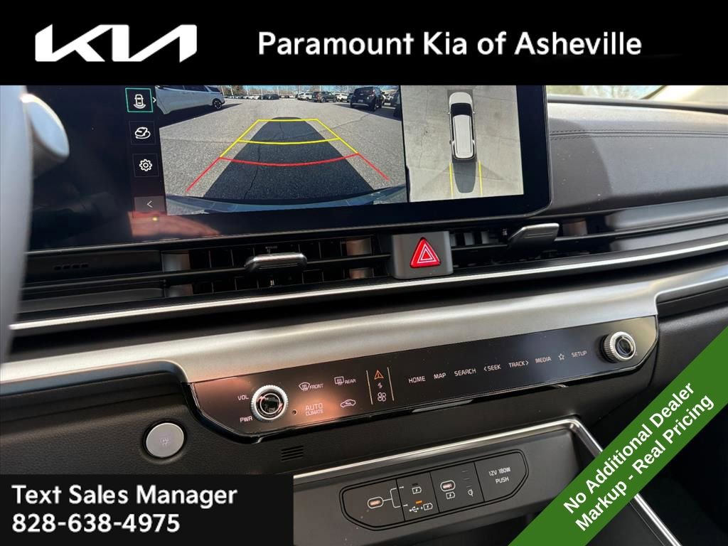 New 2026 Kia Carnival SX w/ SX Dark Edition Package image 10