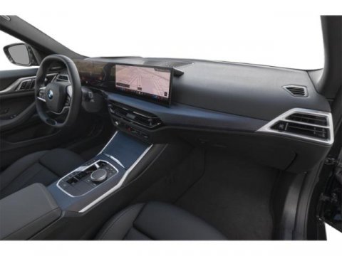 Used 2025 BMW 430i xDrive w/ M Sport Package image 17