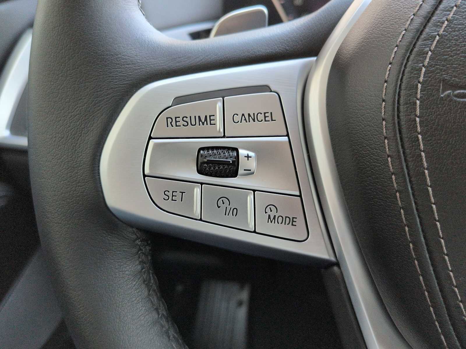 Used 2024 BMW X7 xDrive40i image 26