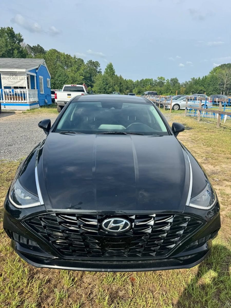 Used 2020 Hyundai Sonata SEL w/ Convenience + Sunroof Package FWD image 3