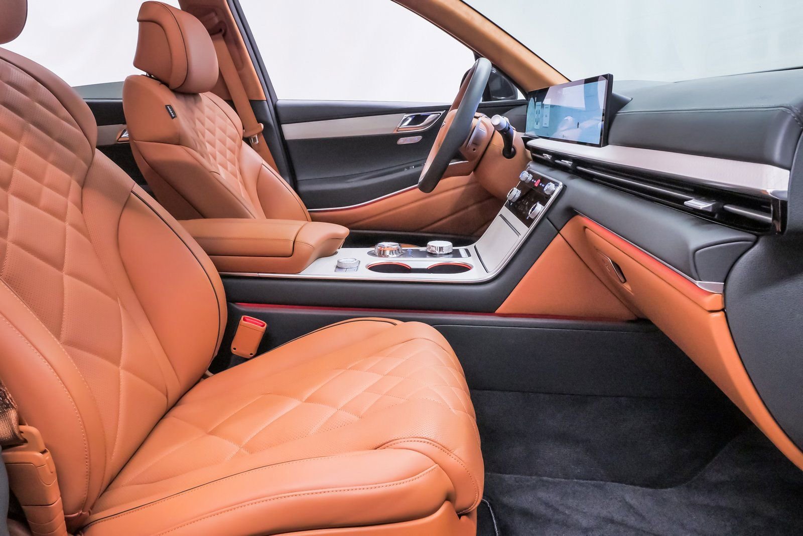 Certified 2025 Genesis GV80 3.5T Prestige image 14