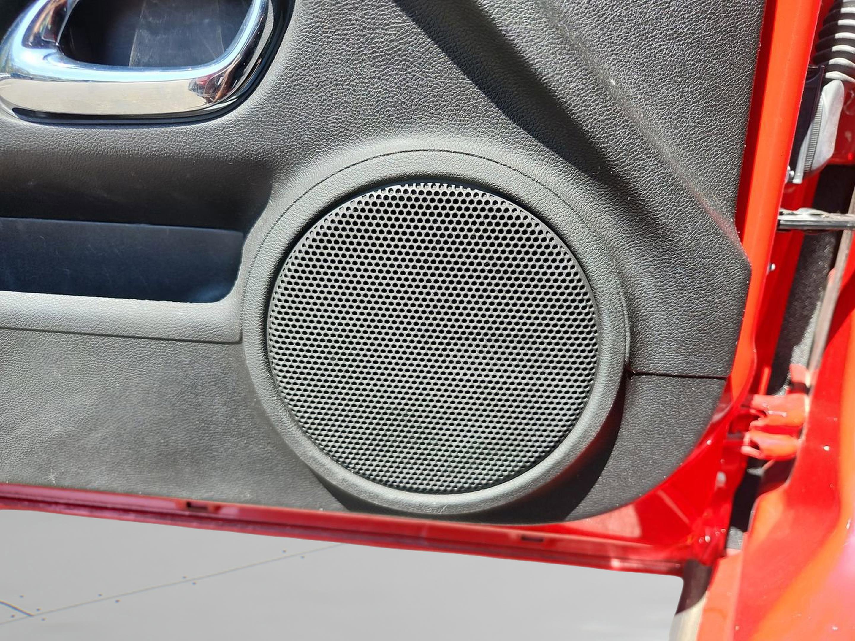 Used 2013 Chevrolet Camaro LT image 26