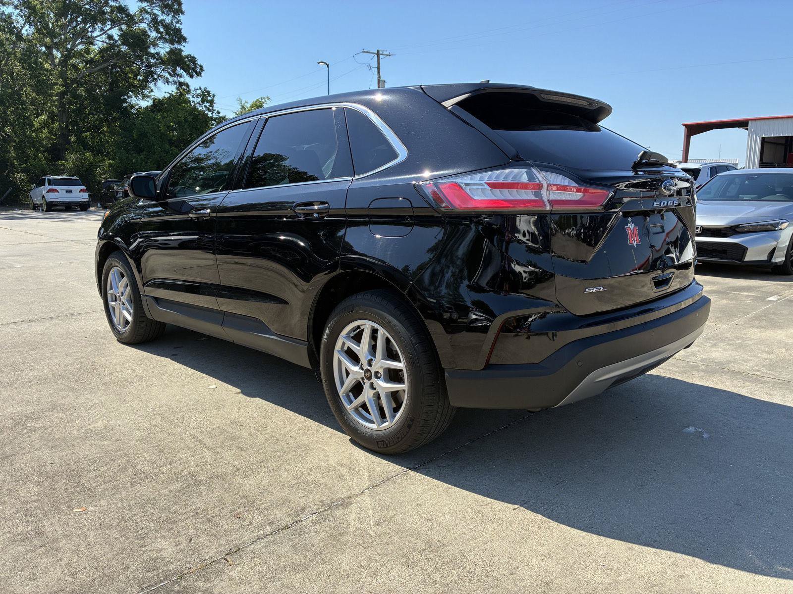 Used 2023 Ford Edge SEL AWD/4WD image 19