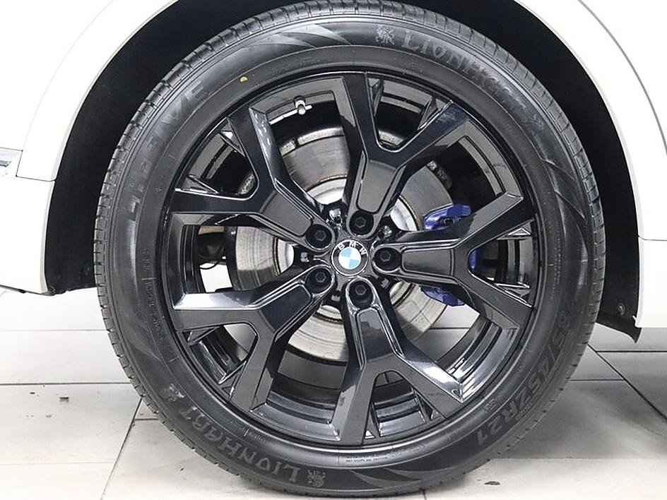 Used 2019 BMW X7 xDrive50i w/ Premium Package AWD/4WD image 97