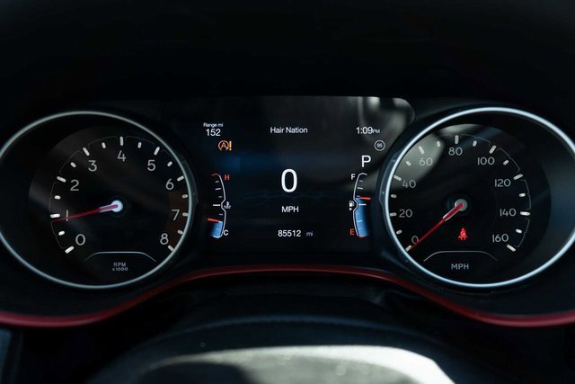 Used 2020 Jeep Compass Trailhawk image 24