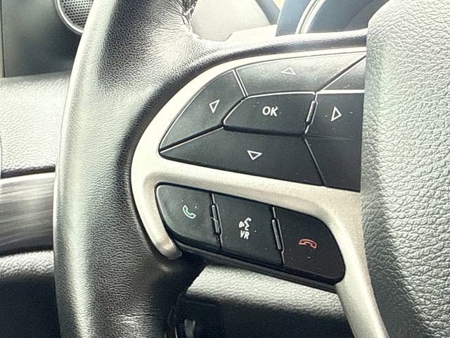 Used 2021 Jeep Grand Cherokee Laredo X image 28