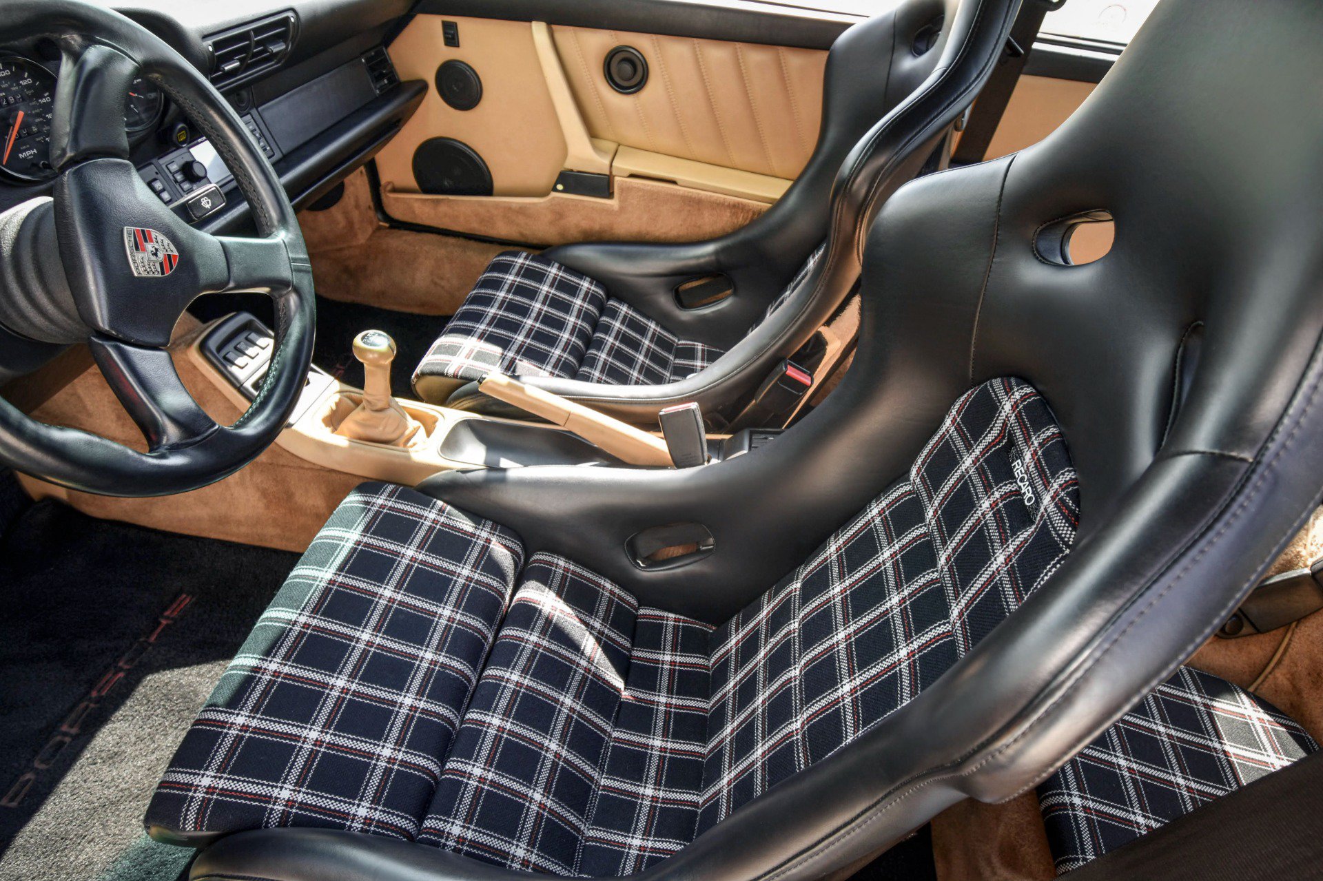 Used 1990 Porsche 911 Carrera image 16