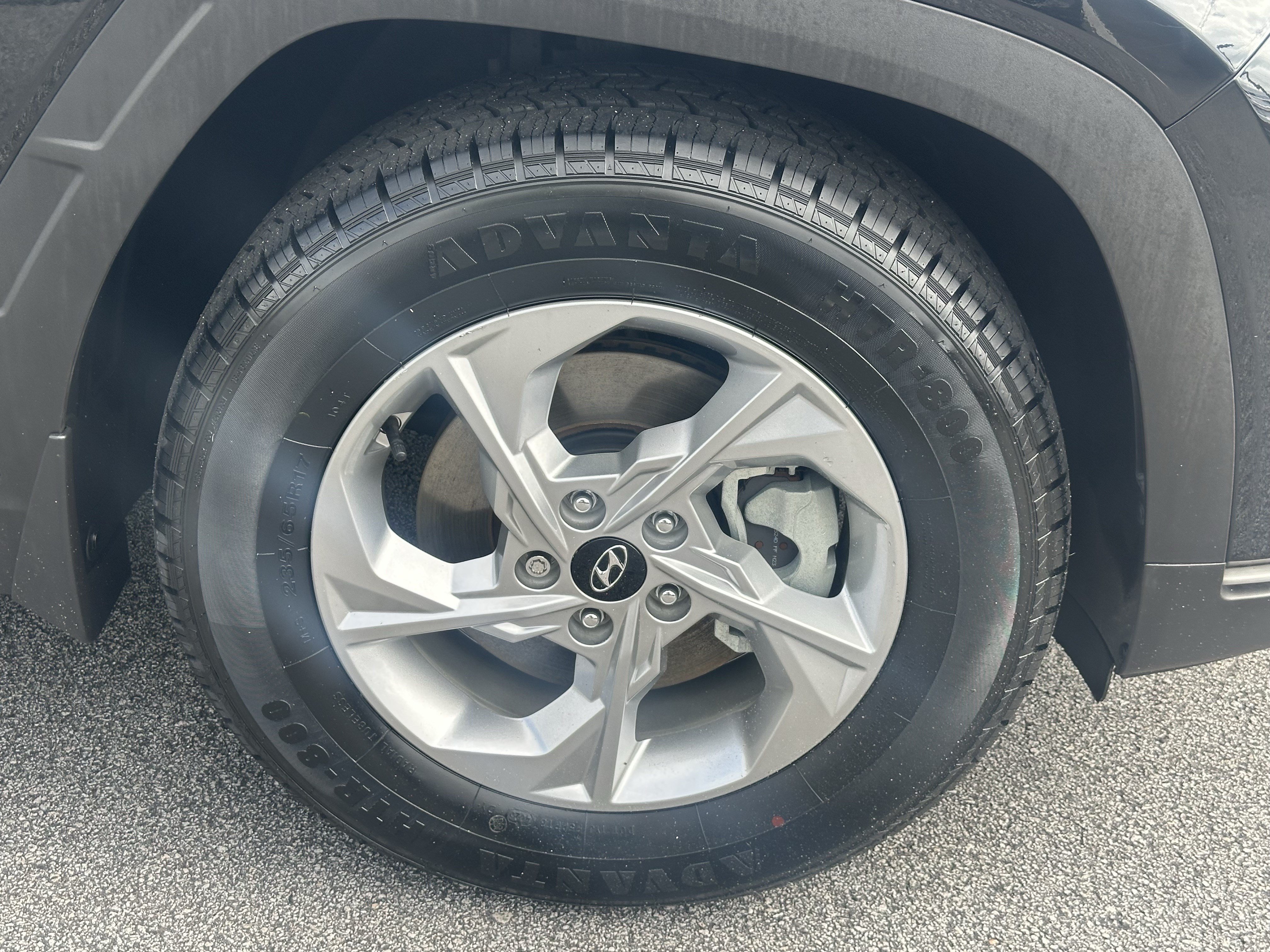 Used 2023 Hyundai Tucson SE FWD image 13