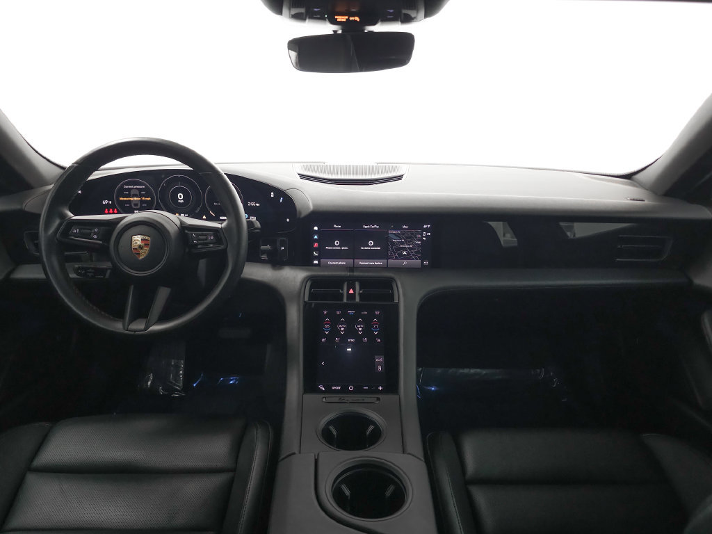 Used 2022 Porsche Taycan RWD image 26