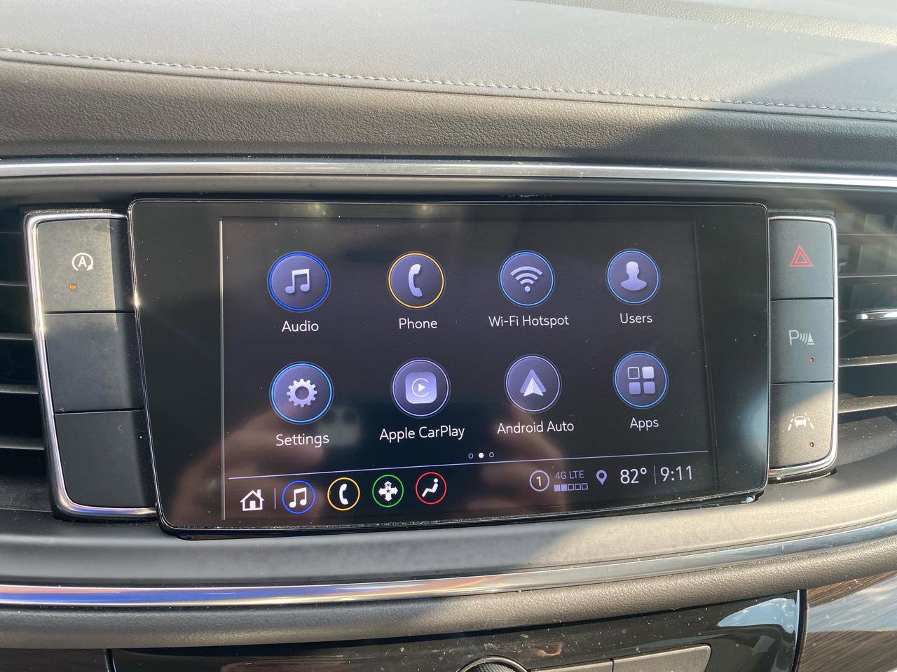 Used 2024 Buick Enclave Essence w/ Sport Touring Edition FWD image 20