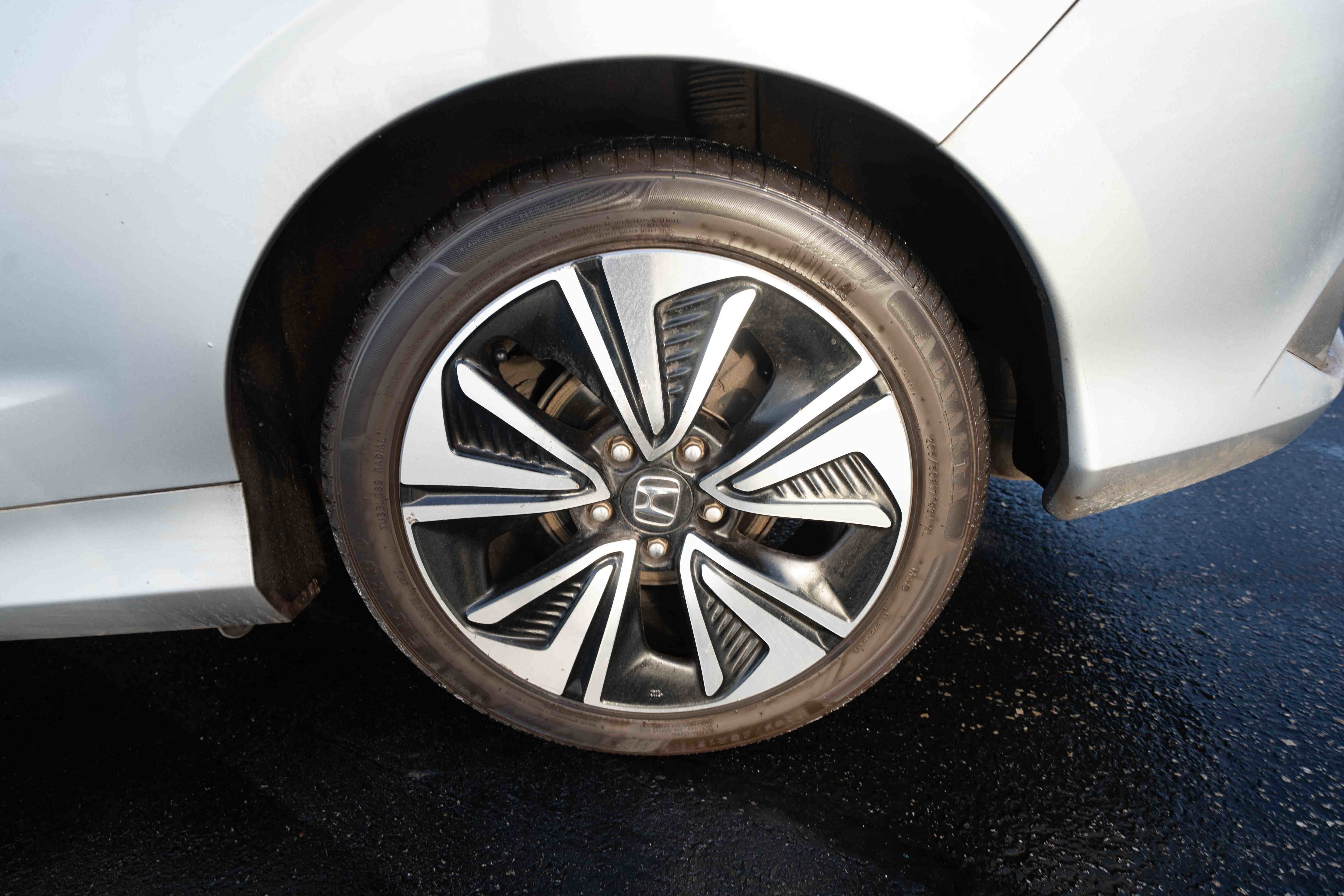 Used 2017 Honda Civic EX-L image 27