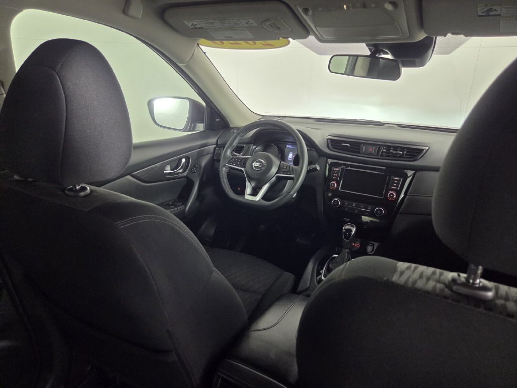 Used 2020 Nissan Rogue S w/ Special Edition Package FWD image 30