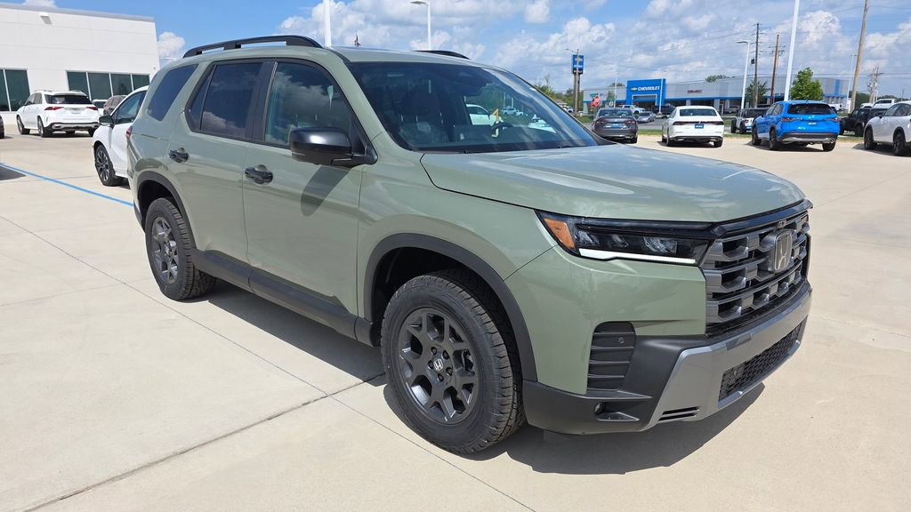 New 2026 Honda Pilot TrailSport image 7