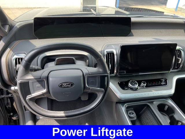 Used 2025 Ford Expedition Tremor AWD/4WD image 14