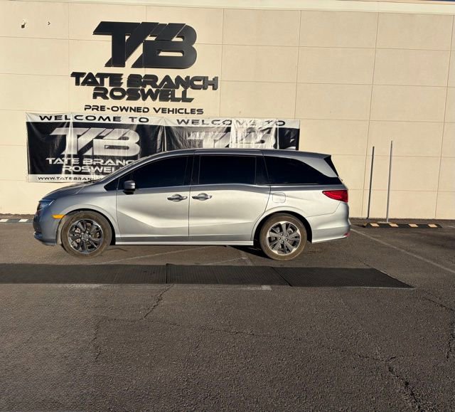 Used 2024 Honda Odyssey Elite image 9