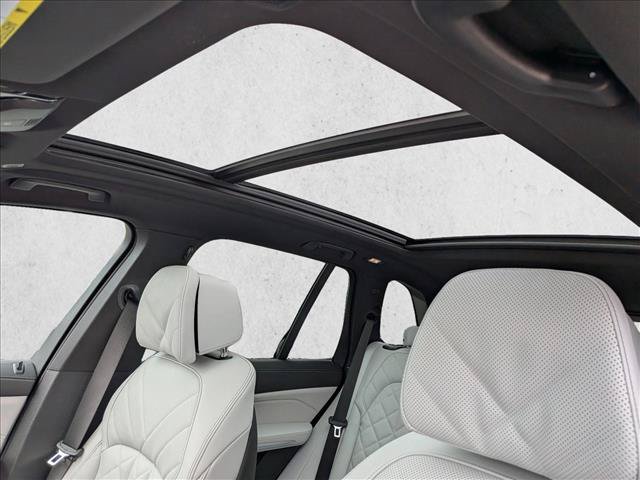 New 2026 BMW X5 xDrive50e AWD/4WD image 15