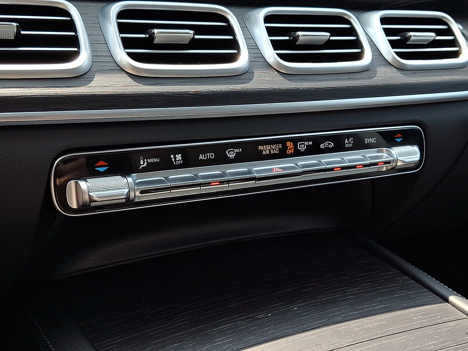 Certified 2026 Mercedes-Benz GLE 350 4MATIC image 17