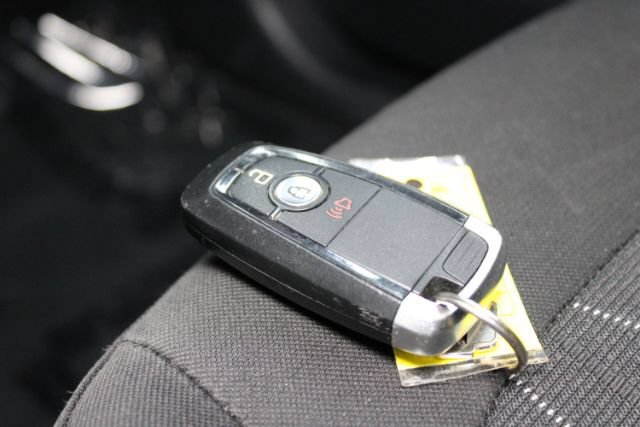 Used 2018 Ford EcoSport SE FWD image 15