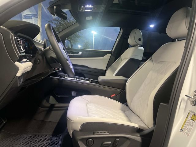 New 2026 Volkswagen Atlas Cross Sport SEL Premium R-Line image 11