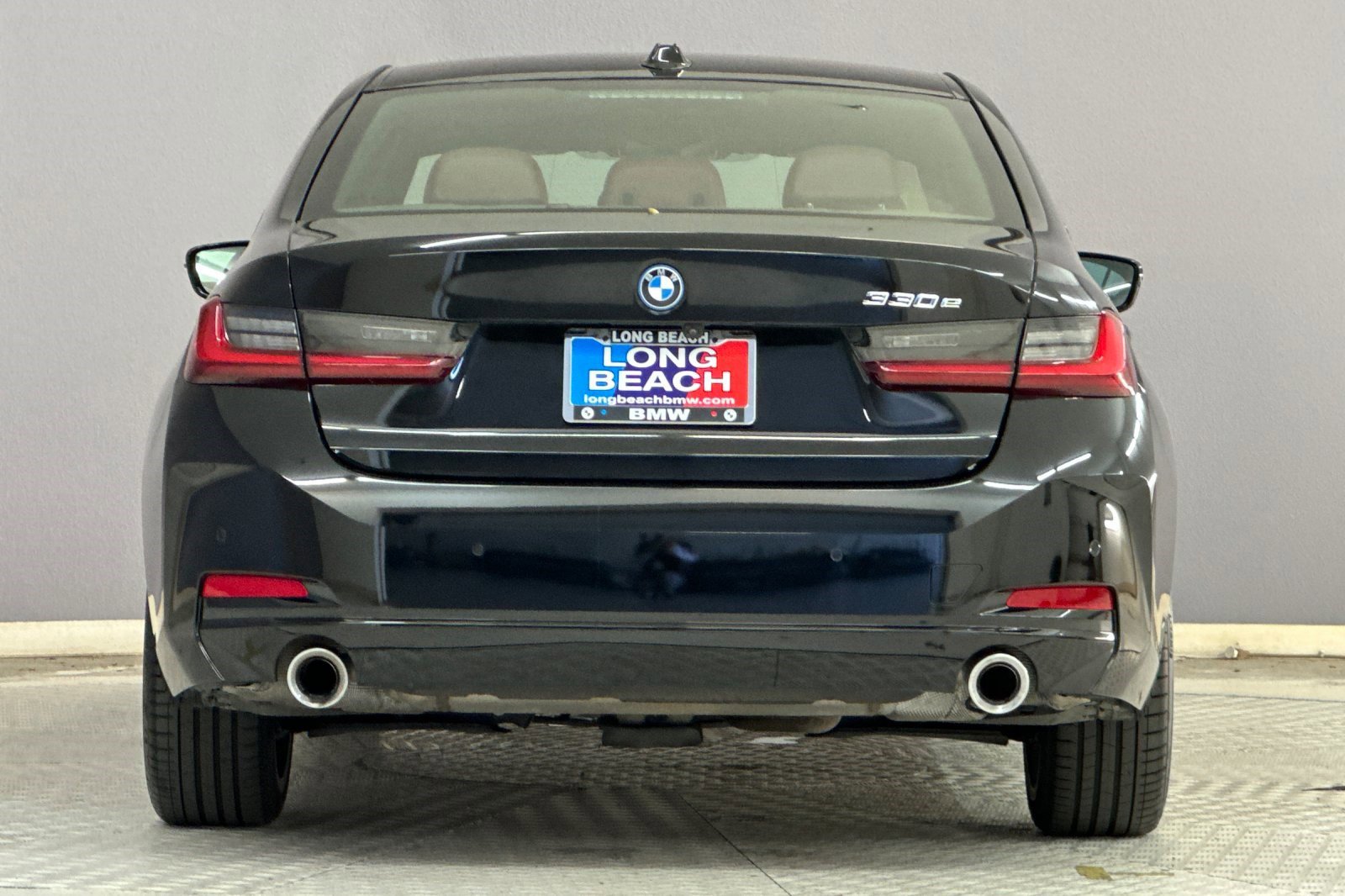 Used 2023 BMW 330e w/ Driving Assistance Package RWD image 9