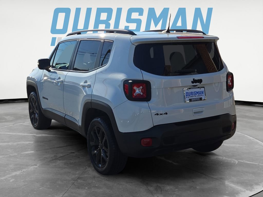 Used 2023 Jeep Renegade Altitude w/ Sun/Sound Group AWD/4WD image 4