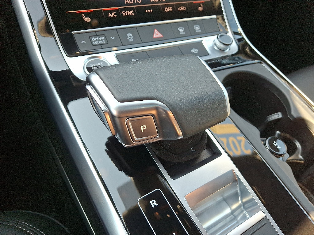 Certified 2026 Audi Q7 3.0T Premium AWD/4WD image 16