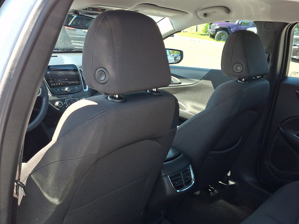 Used 2025 Chevrolet Malibu LT FWD image 22