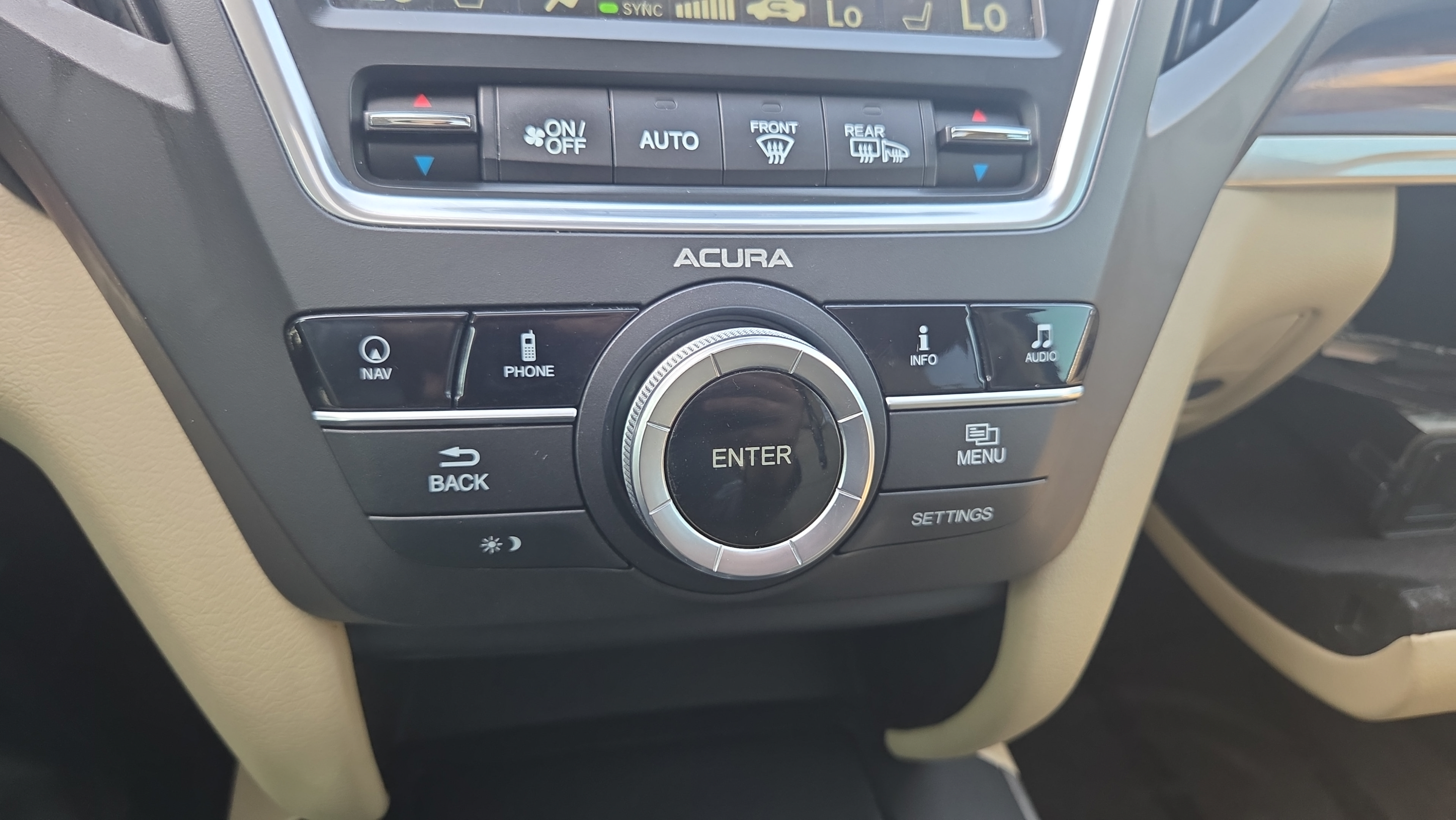 Used 2015 Acura MDX w/ Technology Package FWD image 33