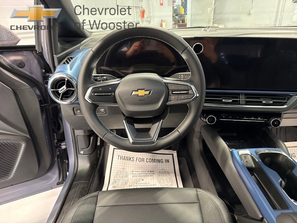 New 2026 Chevrolet Equinox EV LT image 15