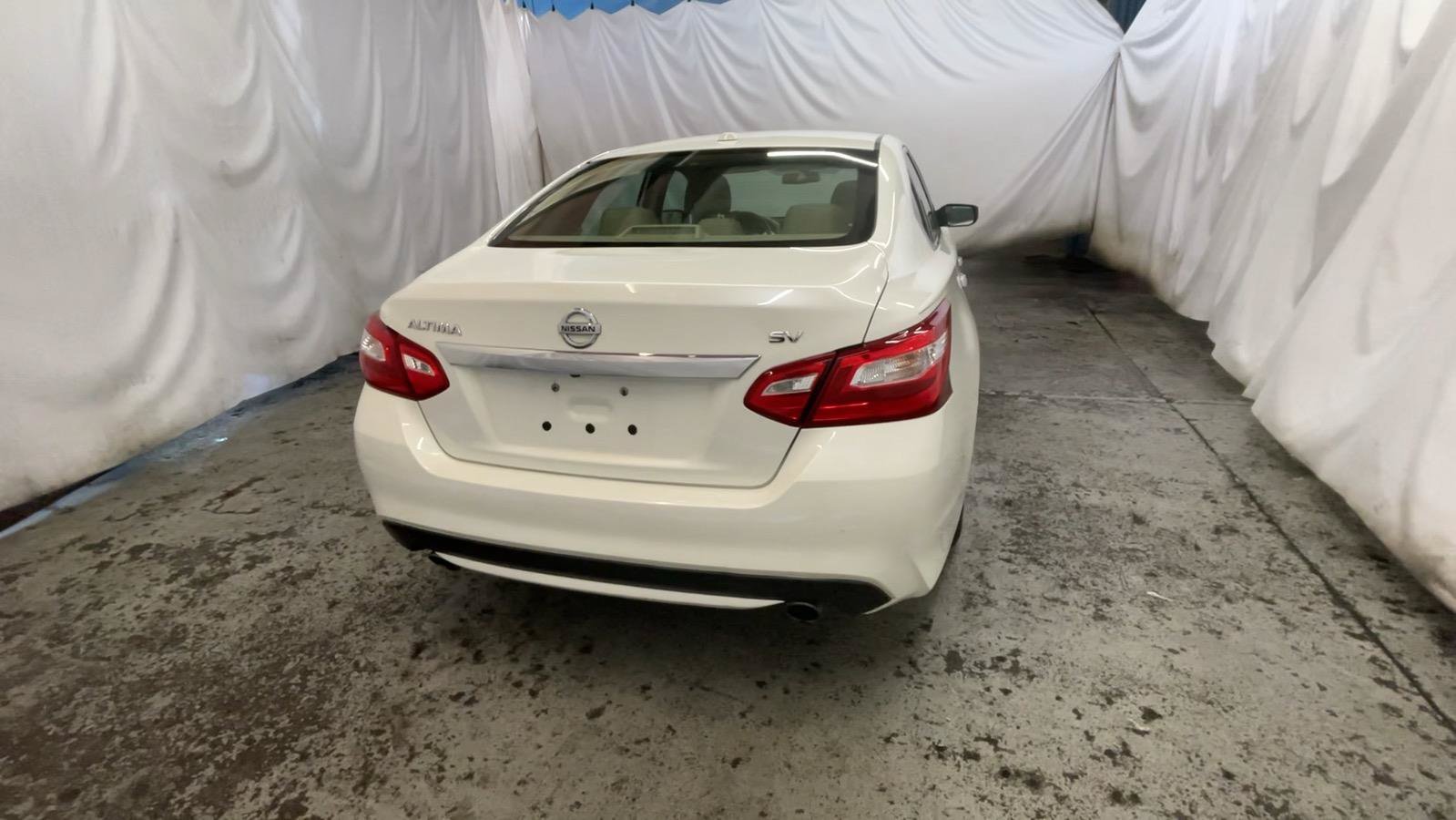 Used 2017 Nissan Altima 2.5 SV FWD image 7