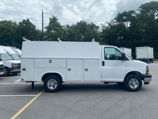 New 2025 Chevrolet Express 3500 w/ Power Convenience Package image 13