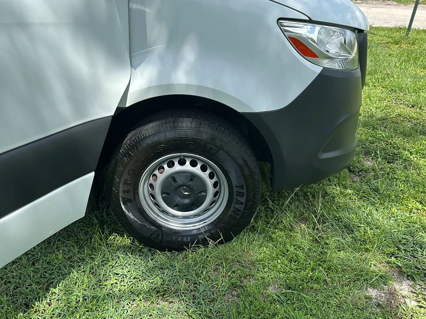 Used 2021 Mercedes-Benz Sprinter 1500 image 25