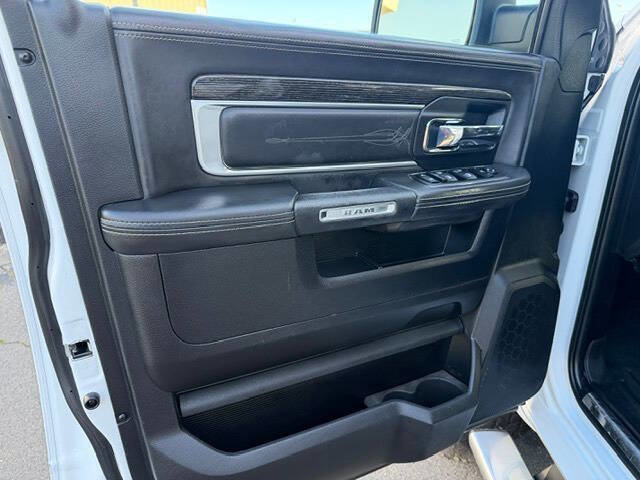 Used 2015 RAM 2500 Limited AWD/4WD image 69