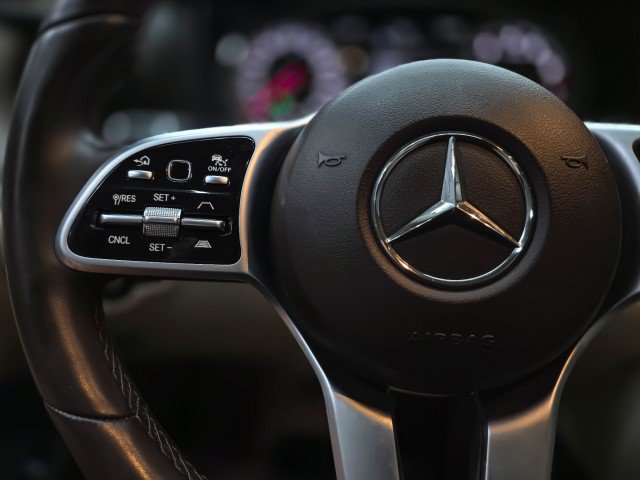 Used 2019 Mercedes-Benz E 450 4MATIC Cabriolet image 18