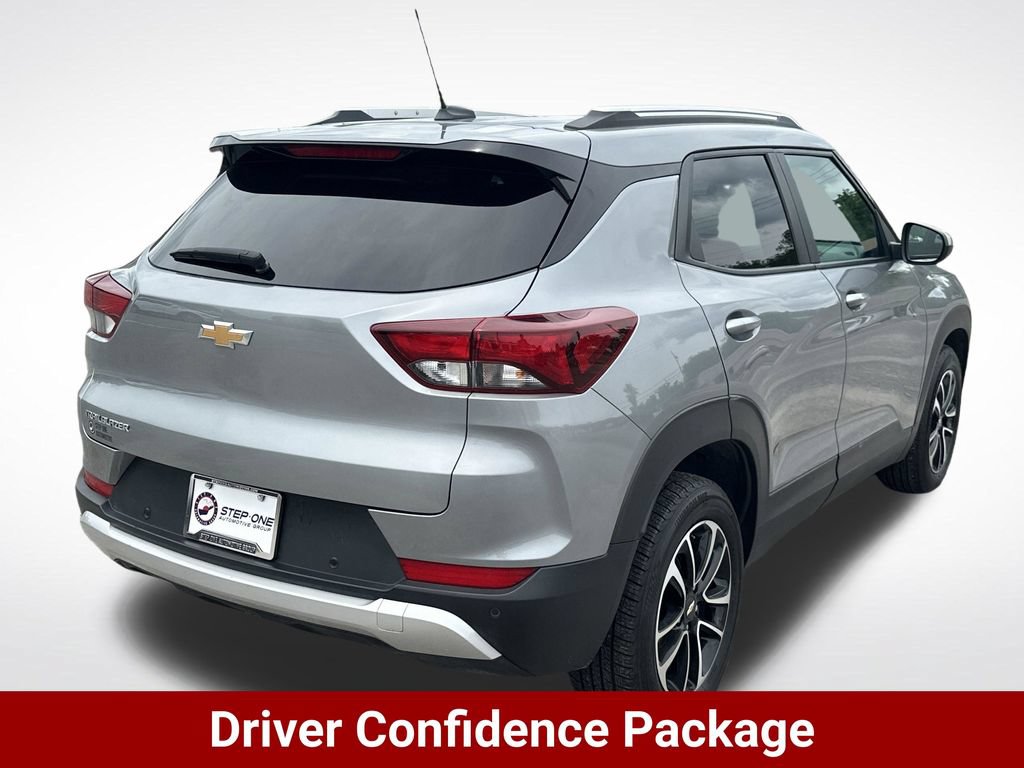 Used 2026 Chevrolet TrailBlazer LT w/ LT Cold Weather Package FWD image 7
