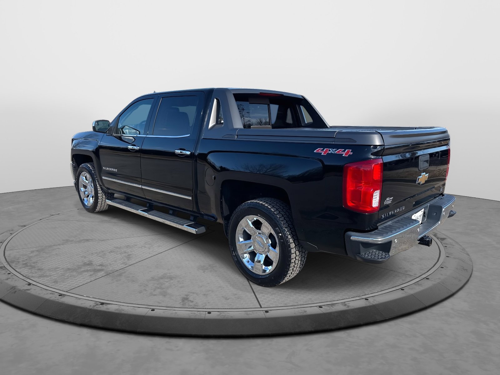 Used 2017 Chevrolet Silverado 1500 LTZ w/ High Desert Package image 6