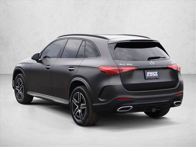 Used 2024 Mercedes-Benz GLC 300 4MATIC image 9