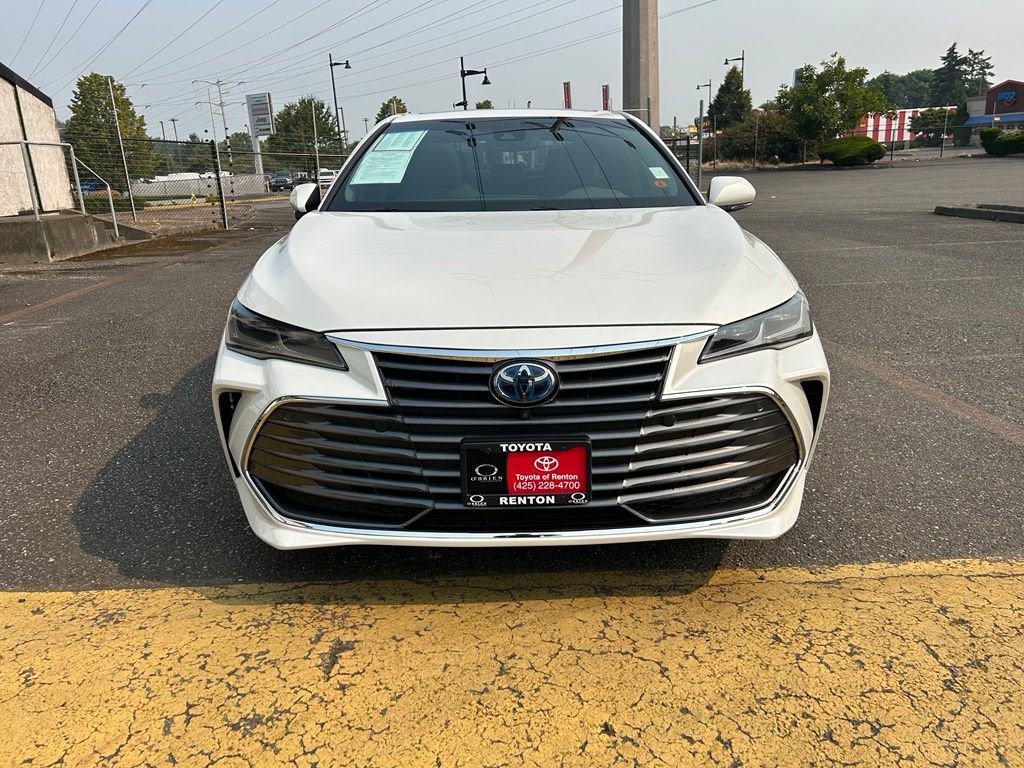 Certified 2021 Toyota Avalon Limited w/ Advanced Safety Package FWD image 2
