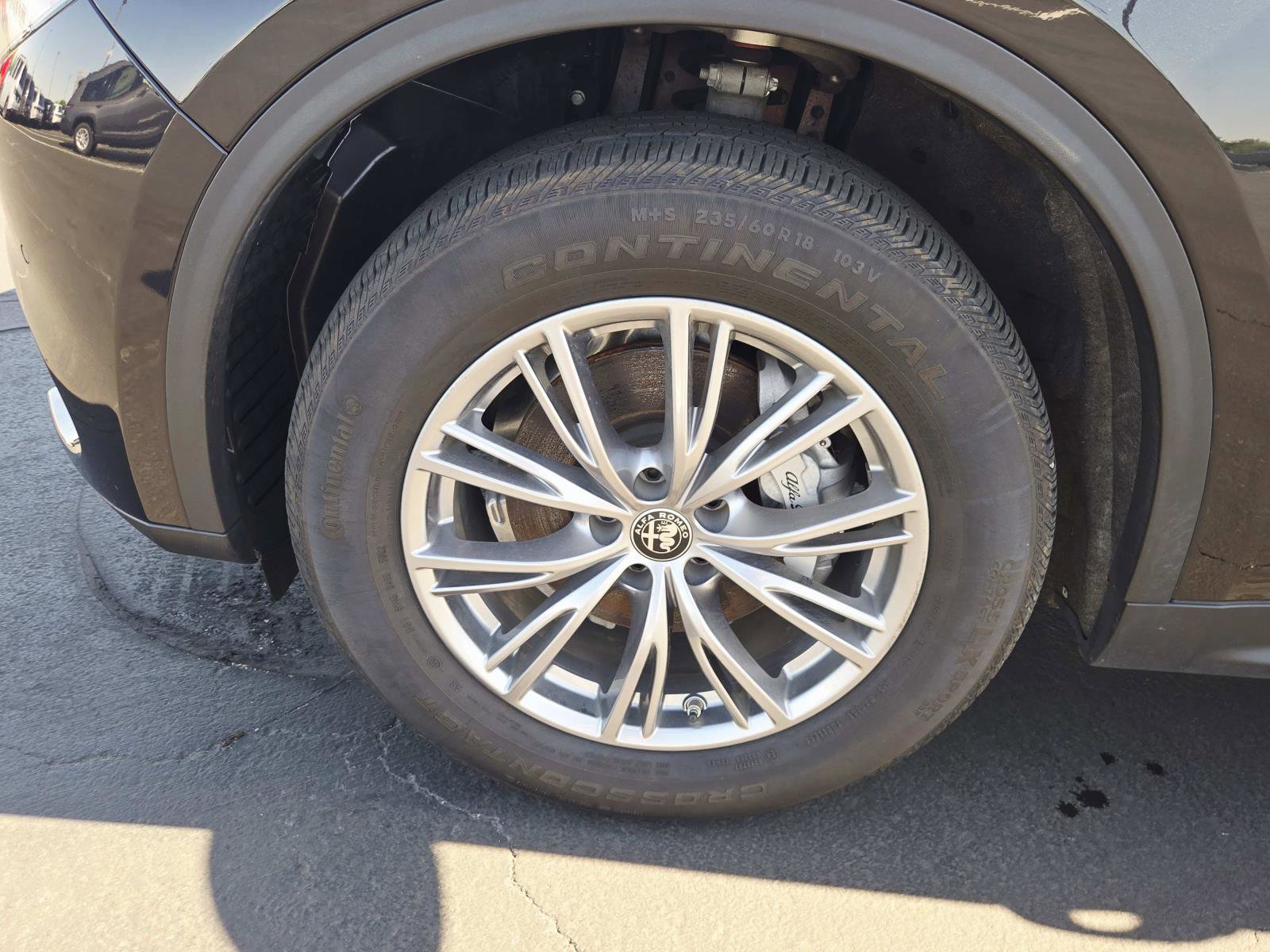 Used 2024 Alfa Romeo Stelvio Sprint image 18