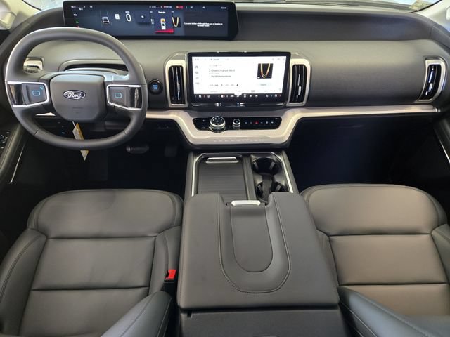 New 2026 Ford Expedition Active RWD image 18