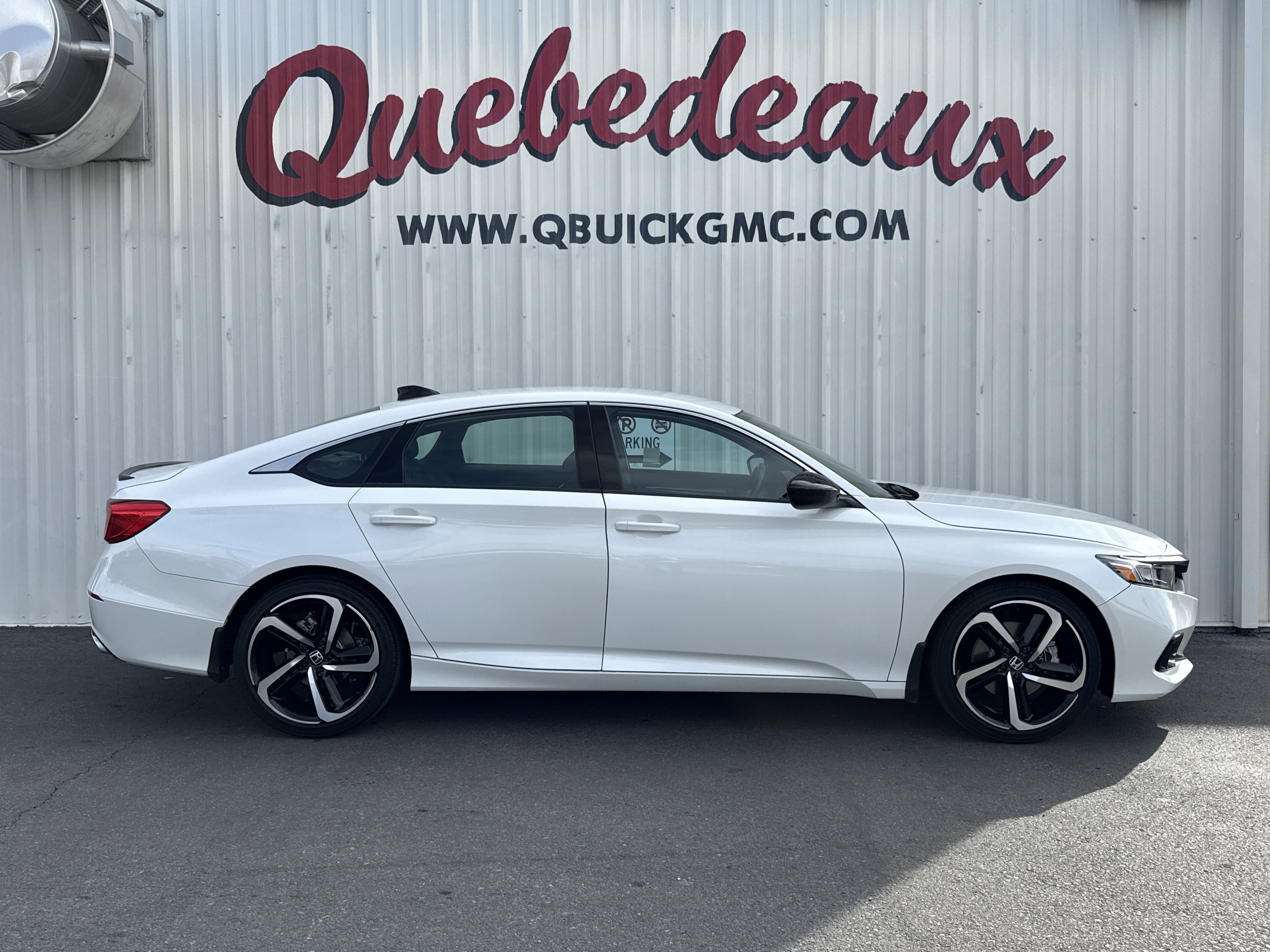 Used 2022 Honda Accord Sport image 28