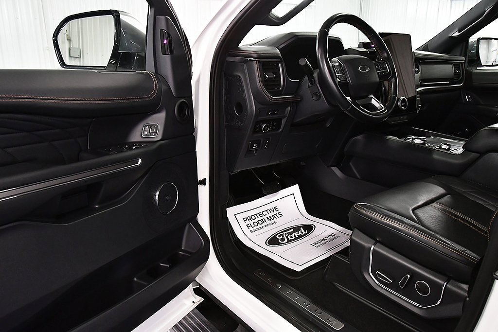 Used 2024 Ford Expedition Max Platinum image 14