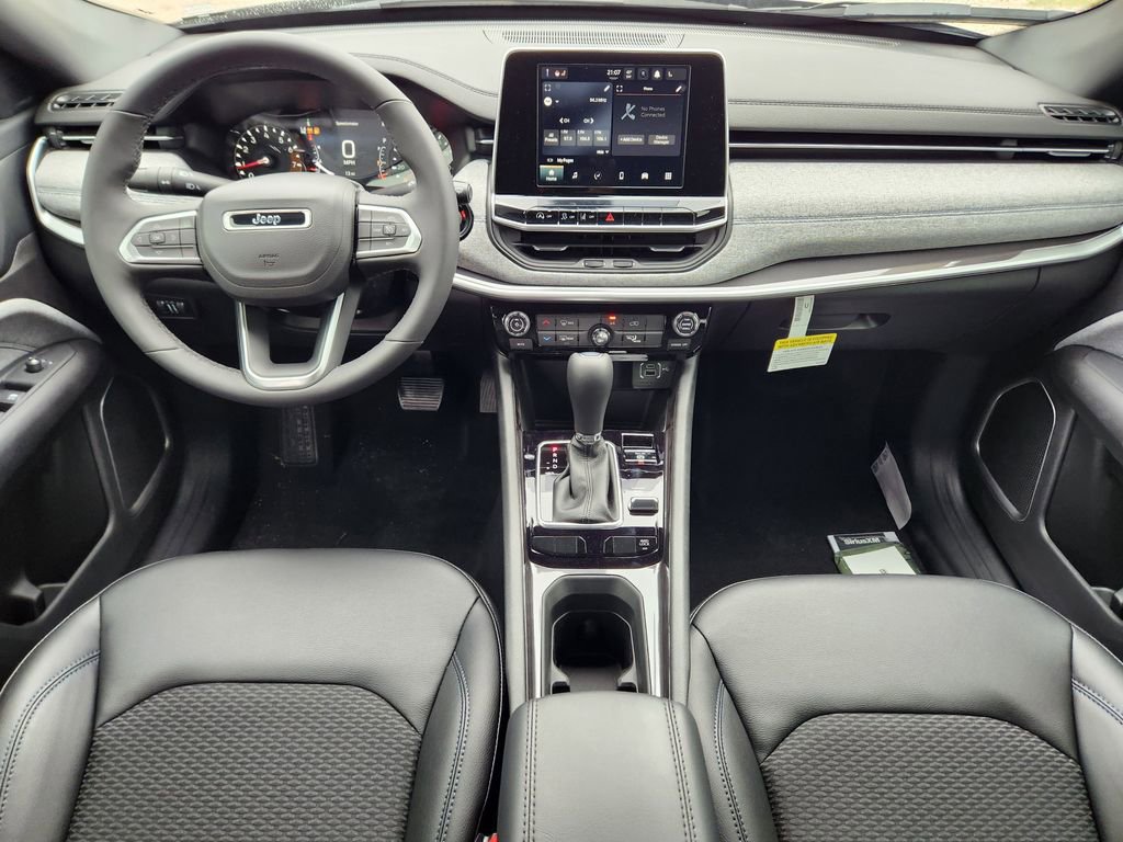 New 2026 Jeep Compass Latitude image 19