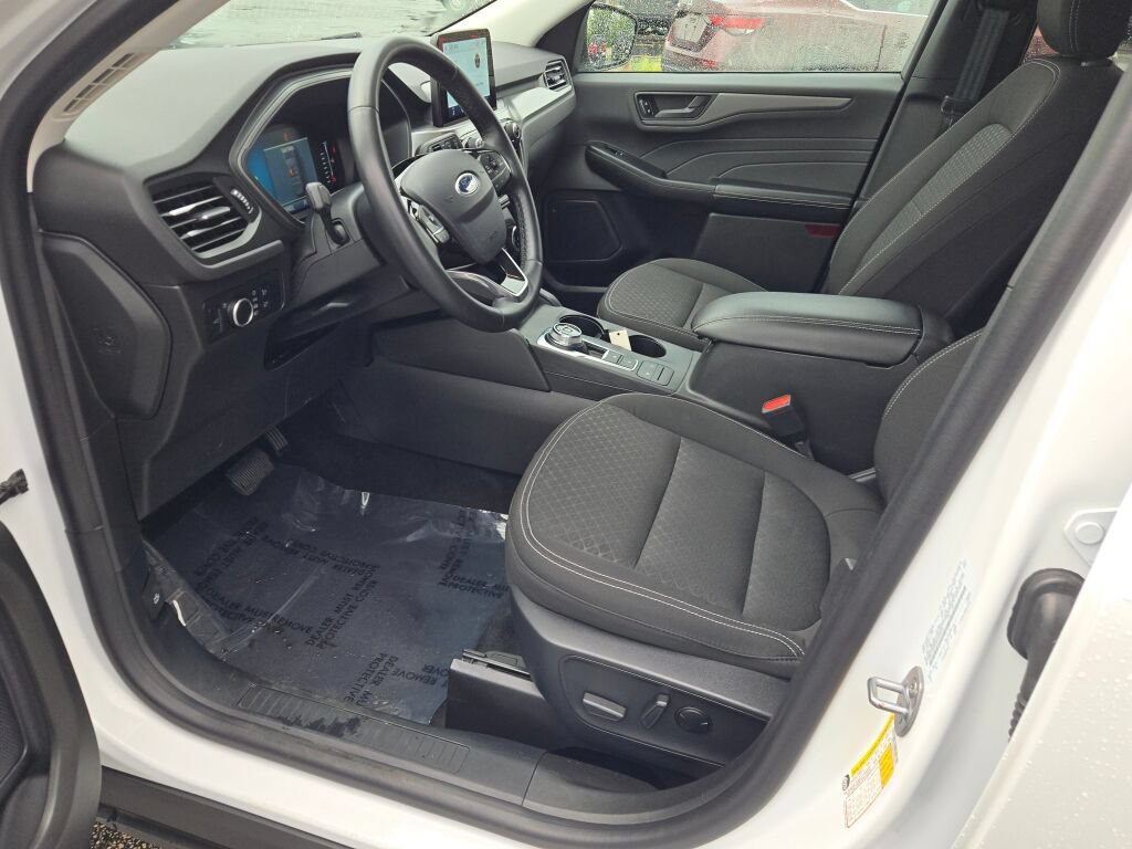 Used 2024 Ford Escape Active AWD/4WD image 24