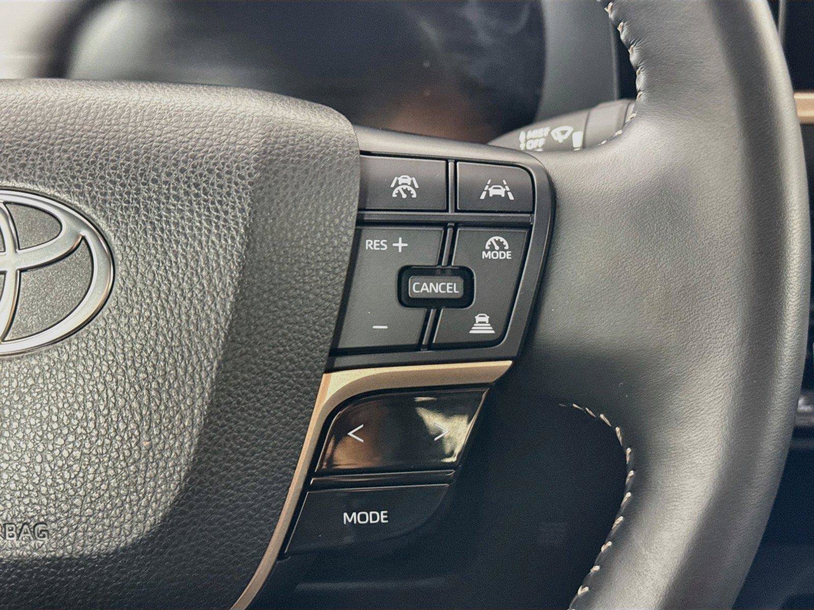 Certified 2026 Toyota Crown AWD/4WD image 18