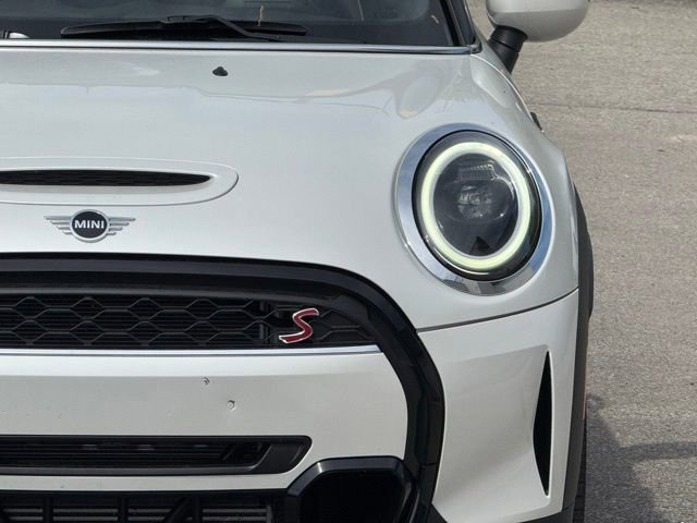 Certified 2024 MINI Cooper S w/ Signature Upholstery Package FWD image 10