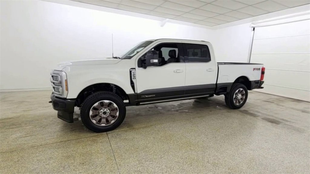 New 2025 Ford F250 King Ranch w/ FX4 Off-Road Package image 4
