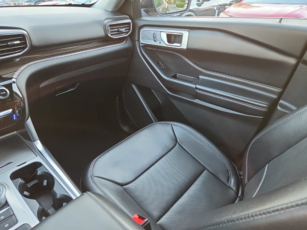 Used 2024 Ford Explorer Limited RWD image 67