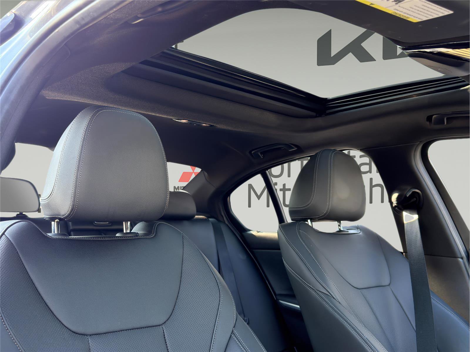 Used 2024 BMW 330i xDrive Sedan w/ Convenience Package image 20